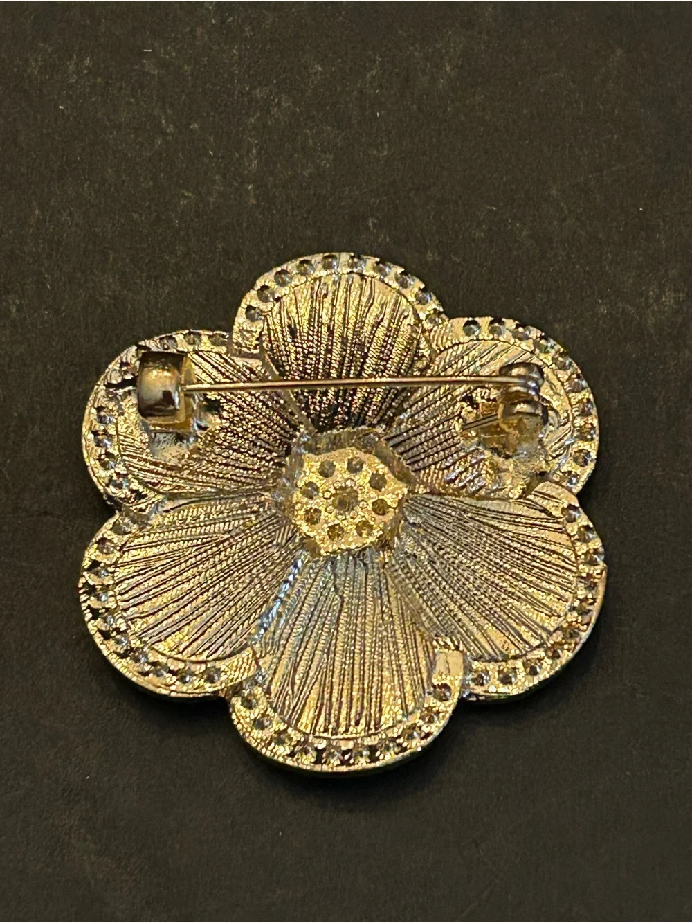 Beautiful Gold-Tone Pearl & Crystal with Enamel Flower Brooch Assorted Colors